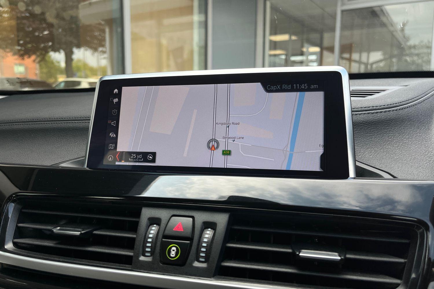 BMW X1 Photo 24