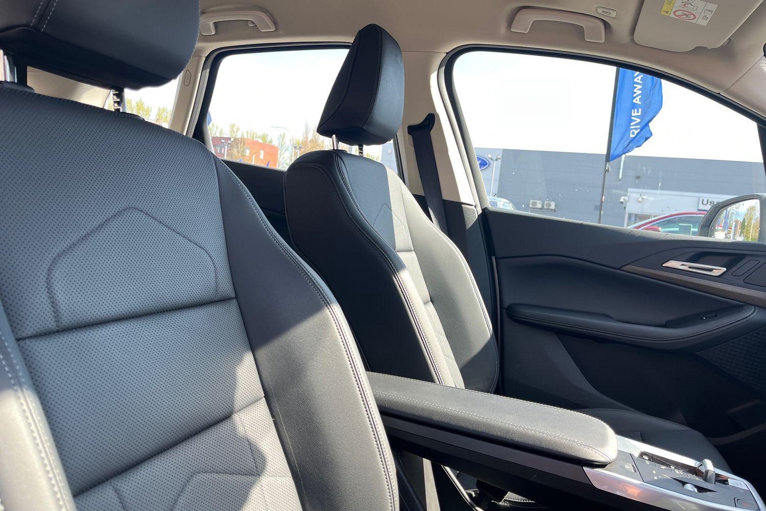 BMW 2 SERIES Photo 16