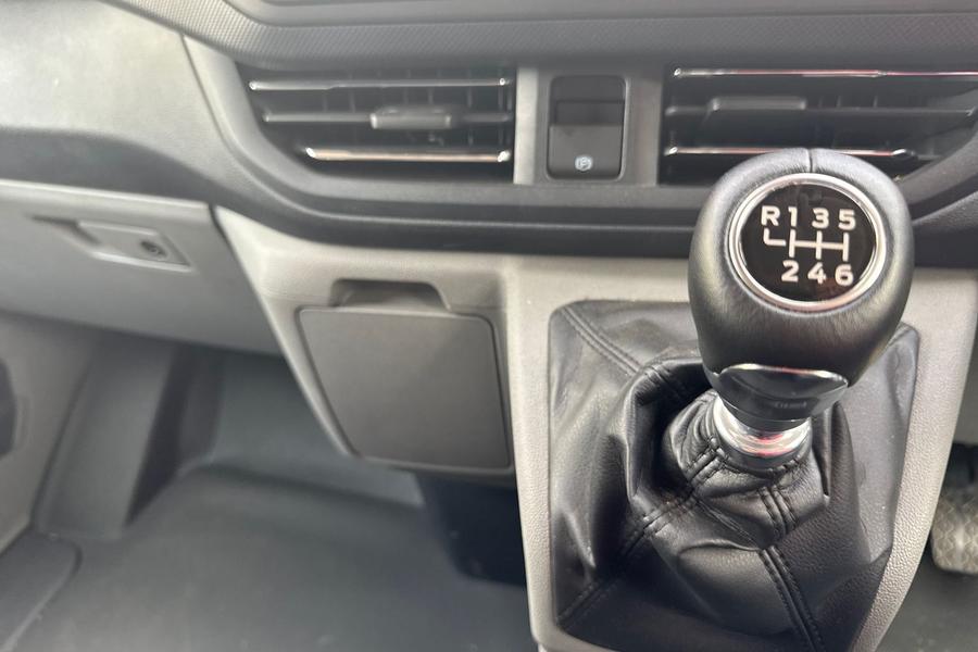 Ford TRANSIT CUSTOM Photo autoimg-52a5f84de8ed4fae43c2b8f070a64cada95ad736.jpg