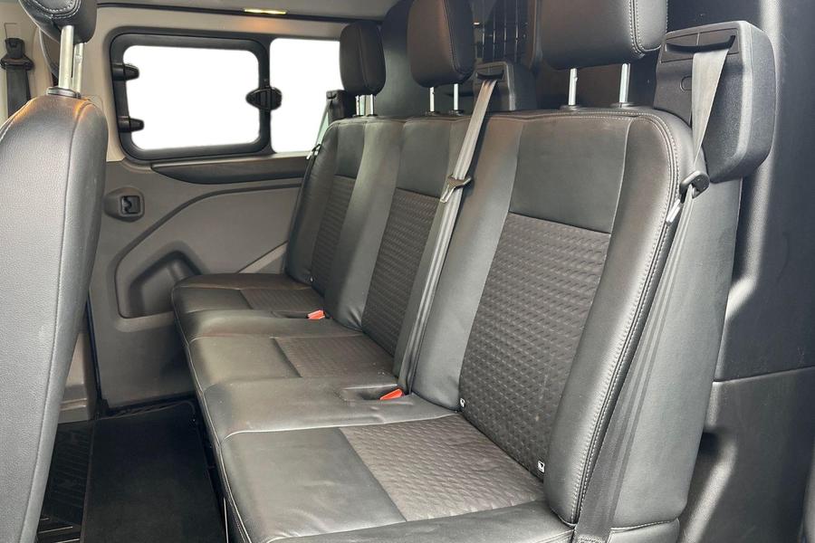 Ford TRANSIT CUSTOM Photo autoimg-52a6c65a54aa94f9793c4c53ce3bce562f8c14df.jpg