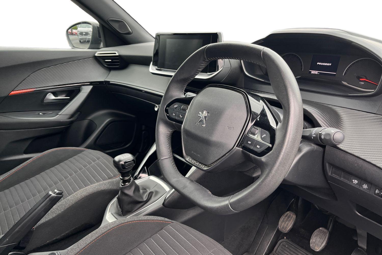 Peugeot 2008 Photo 8
