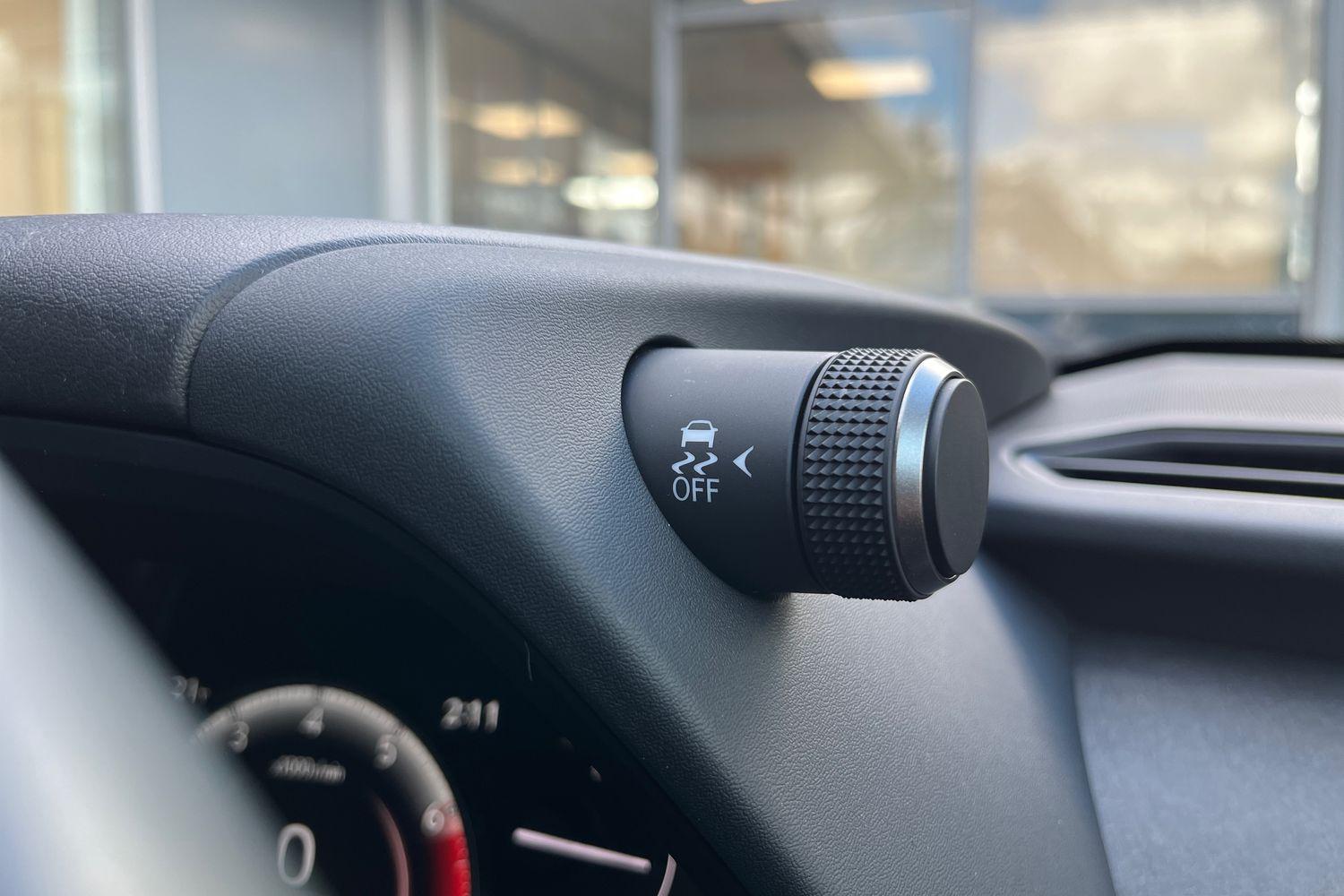 Lexus UX Photo 24