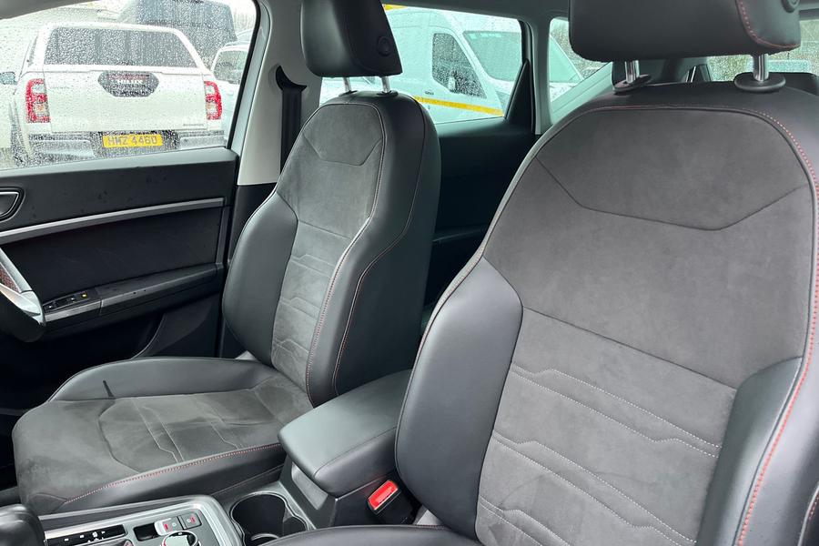SEAT ATECA Photo autoimg-52b01bda588599c756e840f44a947e22c8258dc8.jpg
