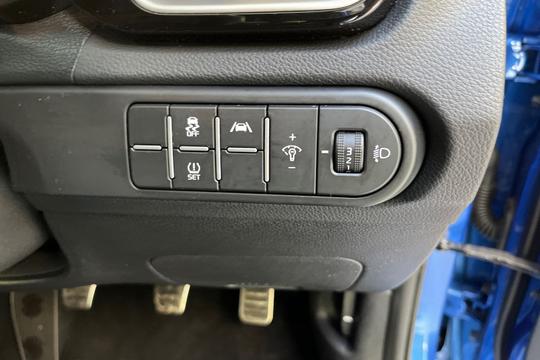 Kia Ceed Photo autoimg-52b122e42c8b0a799bca57072c5a42a33d6a7358.jpg