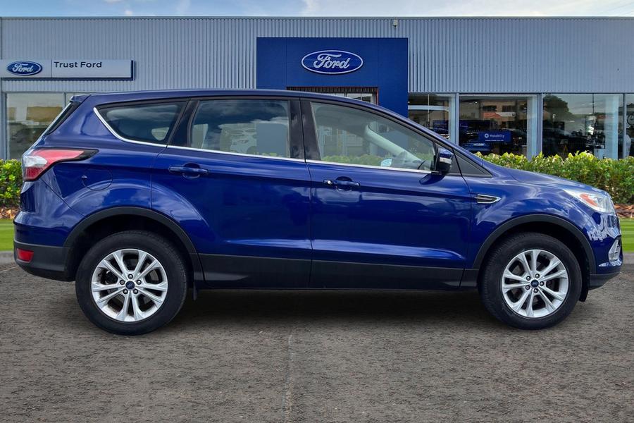 Ford KUGA Photo autoimg-52b47c7c0201817308d54c7c555b2a0686e26eae.jpg