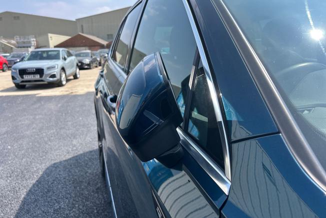 VOLKSWAGEN Tiguan Photo 52