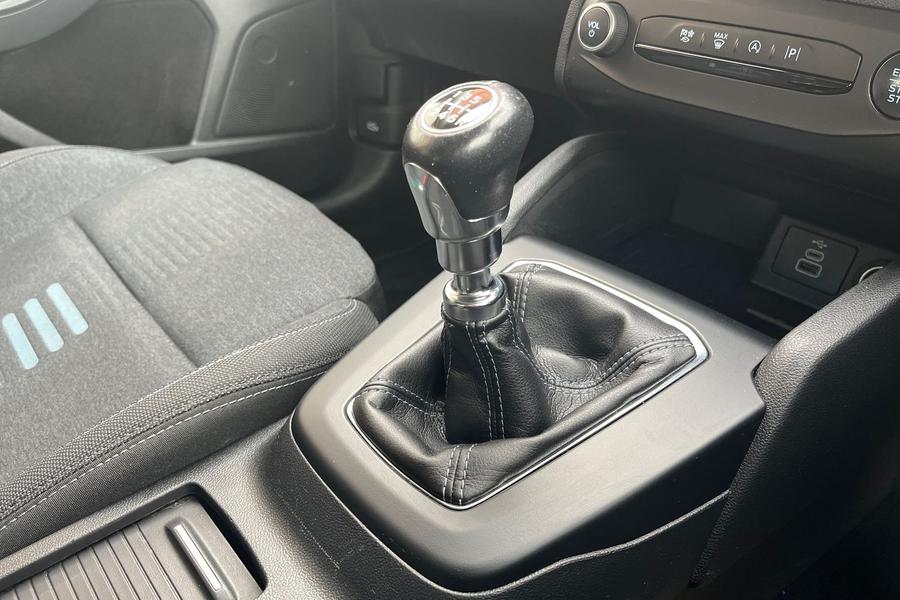 Ford FOCUS Photo autoimg-52c3166c2c7d15796417b168b78c8aa91340c357.jpg