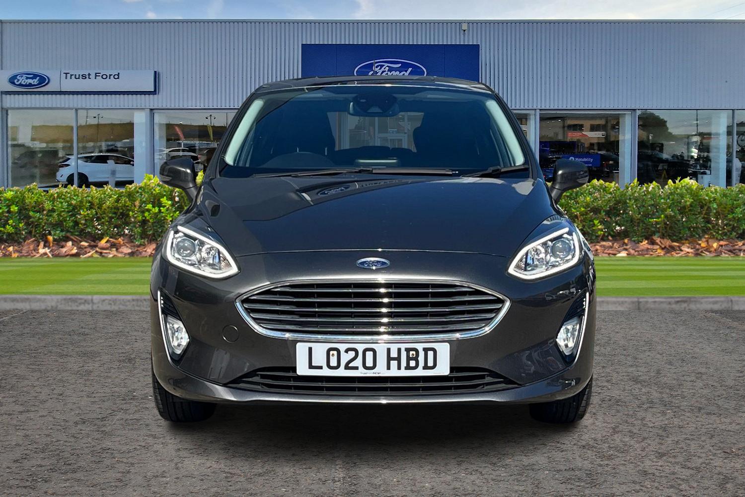 Ford Fiesta Photo 5