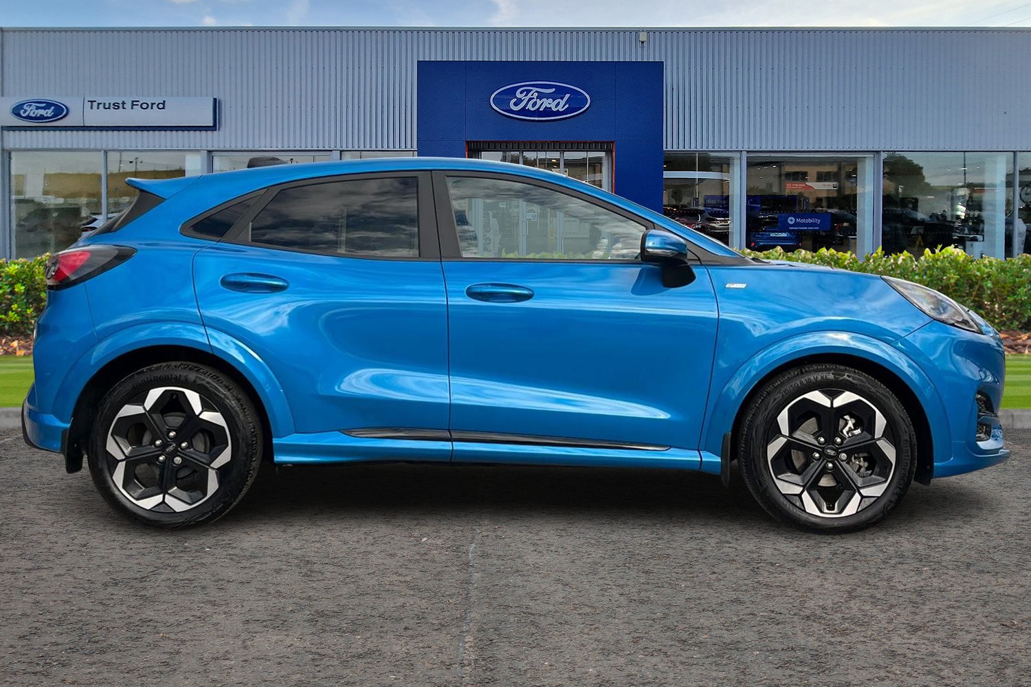 Ford PUMA Photo 2
