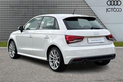 Audi A1 Photo 3