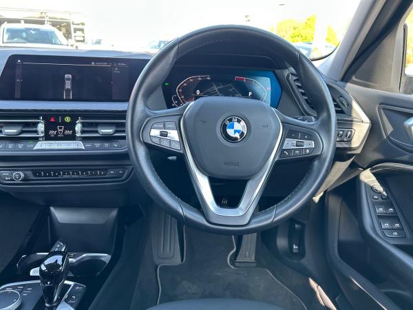 BMW 1 Series Photo autoimg-52c42fbd70cd1b14a6fc1f959743503d250e5240.jpg