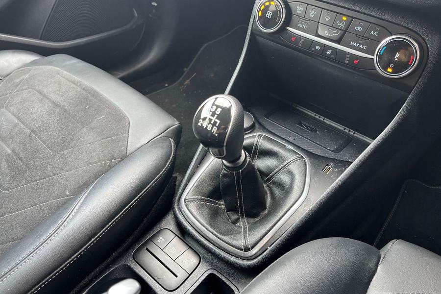 Ford Fiesta Photo autoimg-52c4476d12d17717994e664cb5d5b1473f3a0905.jpg