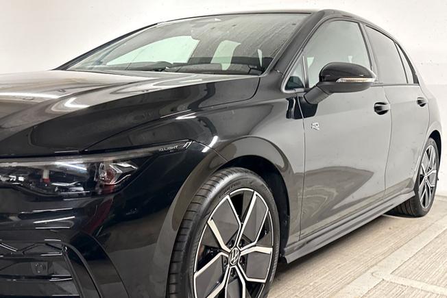 Volkswagen Golf Photo 30