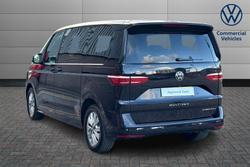 VOLKSWAGEN Multivan Photo 3