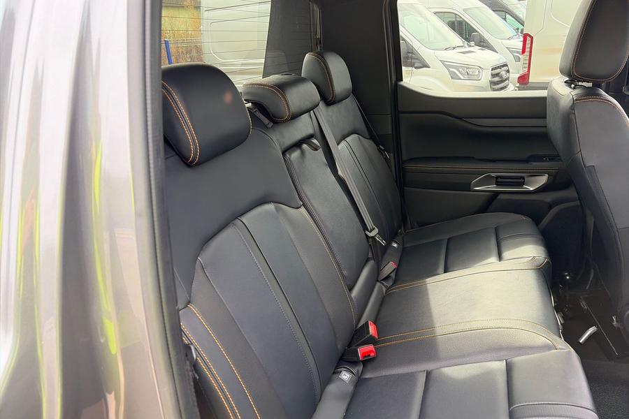 Ford RANGER Photo autoimg-52d6e436aa9e078197e678f3ad957642a650ab1a.jpg