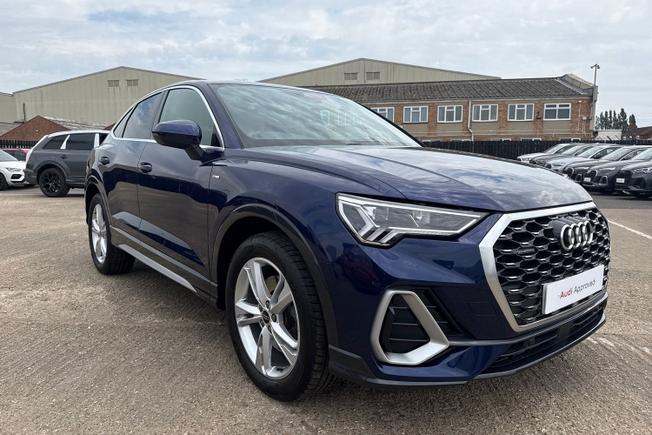 Audi Q3 Photo 24
