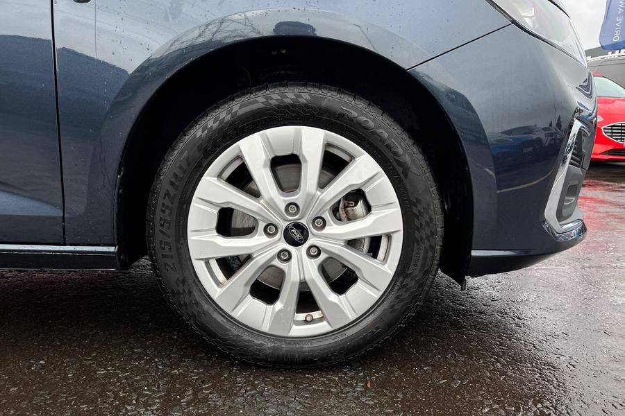Ford Grand Tourneo Connect Photo autoimg-52d9ed005cd9c0ed38814228d7c3f29f31db8f09.jpg