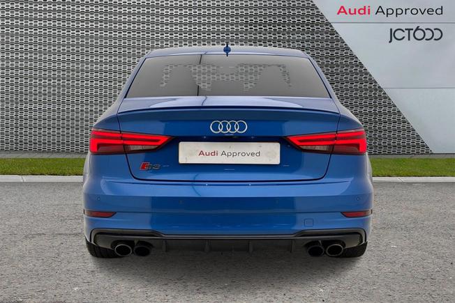 AUDI S3 Photo 7
