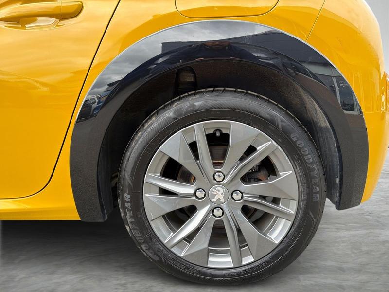 Used Peugeot E-208 GJ72AYC 9