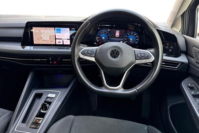 Volkswagen Golf Photo 11