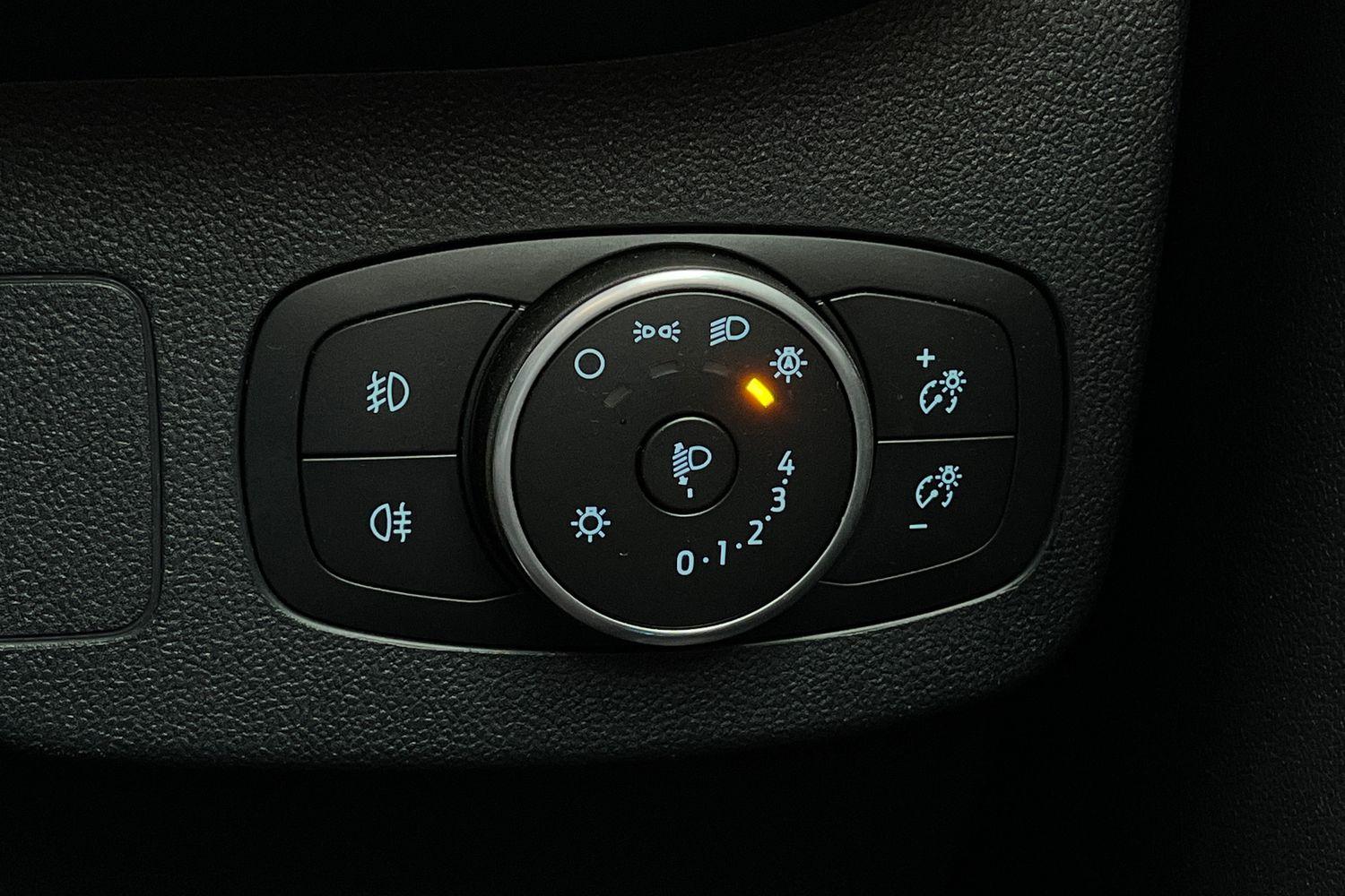 Ford Puma Photo 37