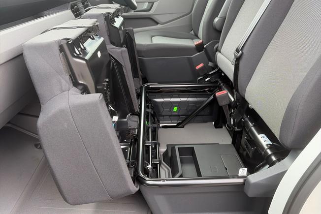 VOLKSWAGEN Crafter Photo 28