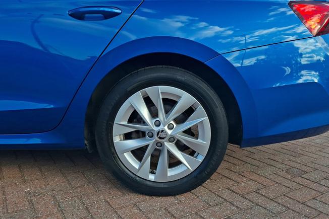ŠKODA Octavia Photo 5
