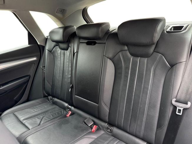 AUDI Q5 Photo 9