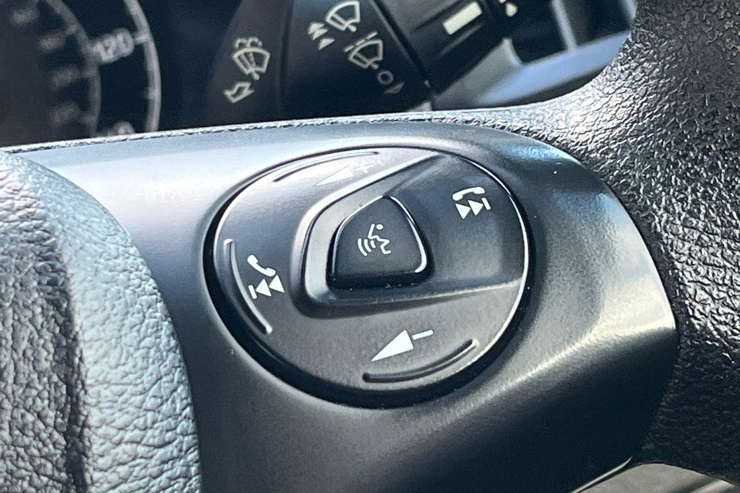 Ford TRANSIT CONNECT Photo 18