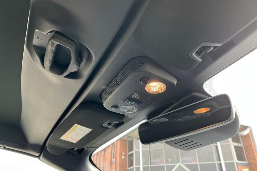 Ford Mustang Photo autoimg-52fe191be7af08349c5ff43512c01204b5d3eeec.jpg