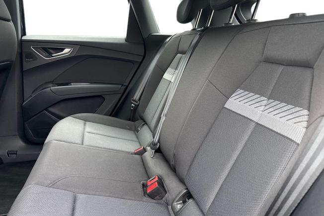 AUDI Q4 E-Tron Photo 9