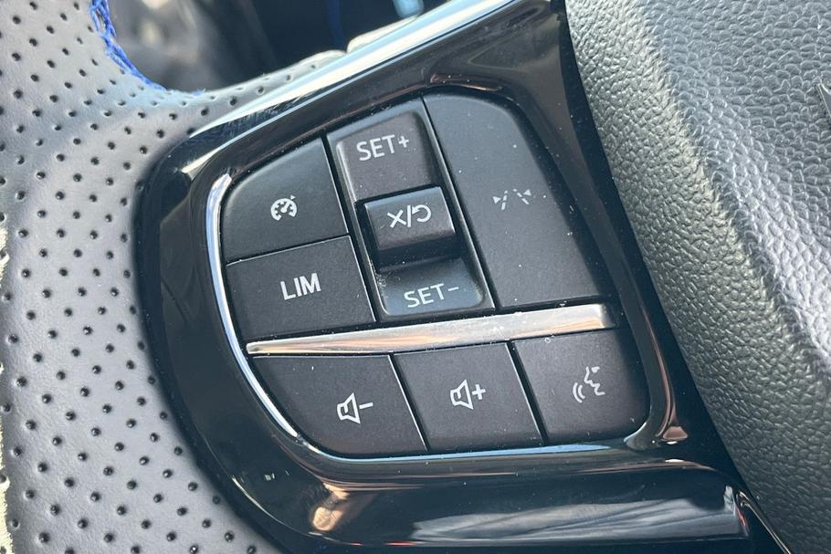 Used FORD TRANSIT CUSTOM MJ75TFX 19