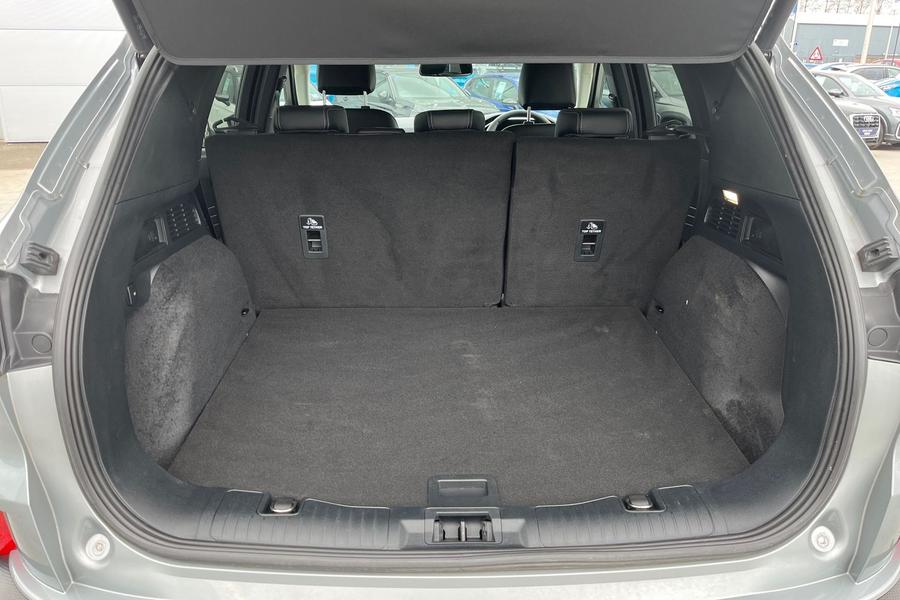 Ford KUGA Photo autoimg-530454230ea4ad76037ed5cbb9e95288ca662fa2.jpg