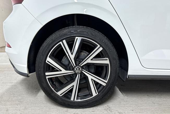 VOLKSWAGEN Polo Photo 5