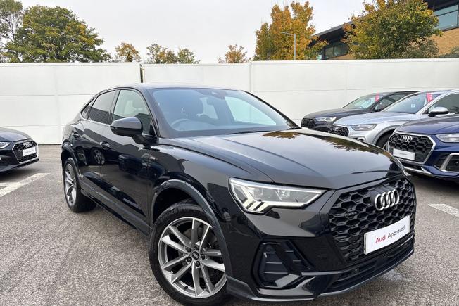 Audi Q3 Photo 23