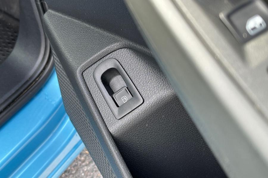 Ford TRANSIT CONNECT Photo autoimg-531a23a213dc6849040cfefaa16f1781bf582c12.jpg