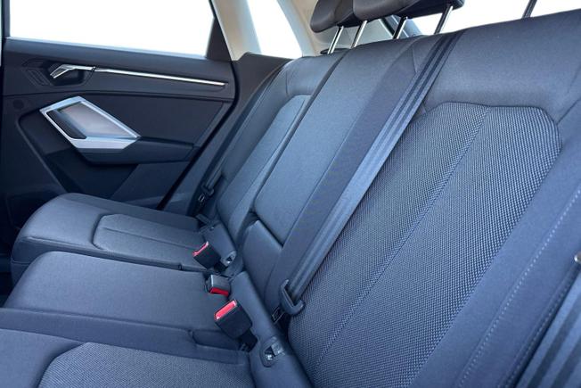 Audi Q3 Photo 9