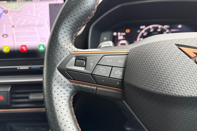 CUPRA Leon Photo 16