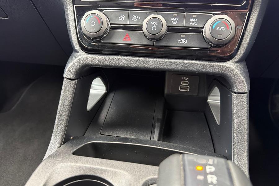 Ford RANGER Photo autoimg-531d866896a0c812693e1e1f8d768e2906b1d341.jpg