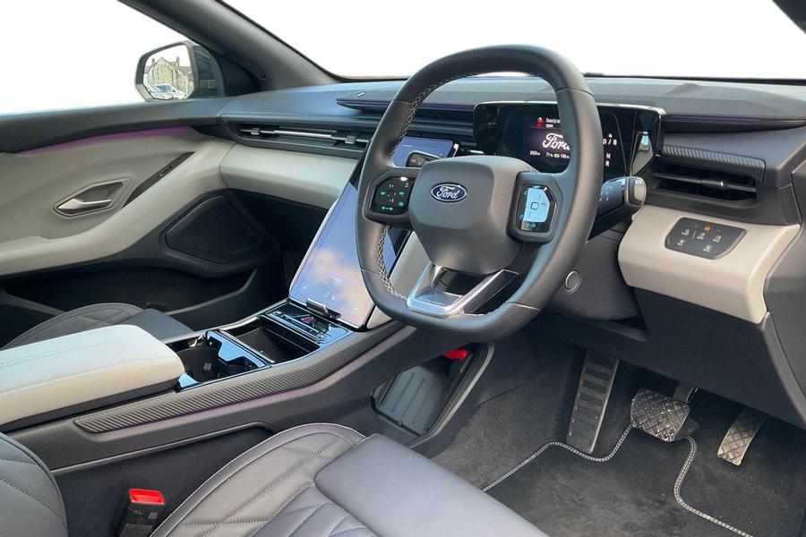 Ford Explorer Photo autoimg-53222ad4bb333d5eef02ce69a113fa9e664442d4.jpg