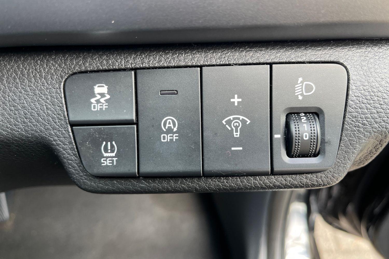 Kia Rio Photo 26