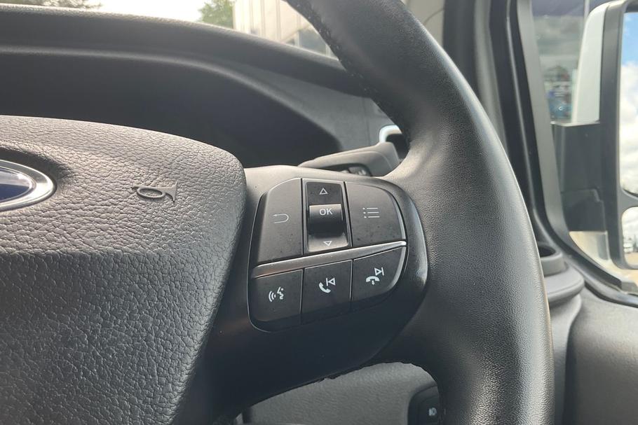 Used Ford TRANSIT CUSTOM YL72KHR 31
