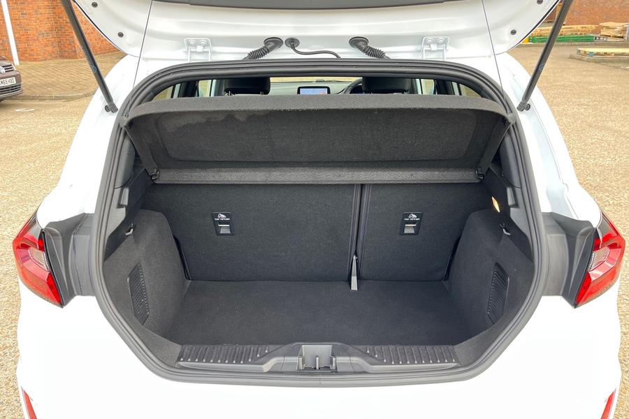 Ford Fiesta Photo autoimg-5328e3decbbb8d81f34f4f54b1a7e019db6a44b0.jpg