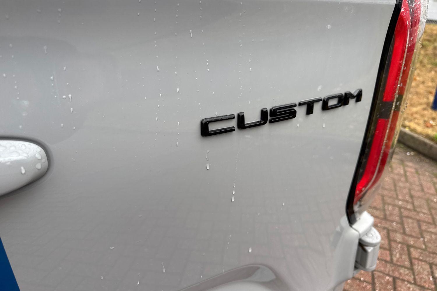 Ford TRANSIT CUSTOM Photo 19