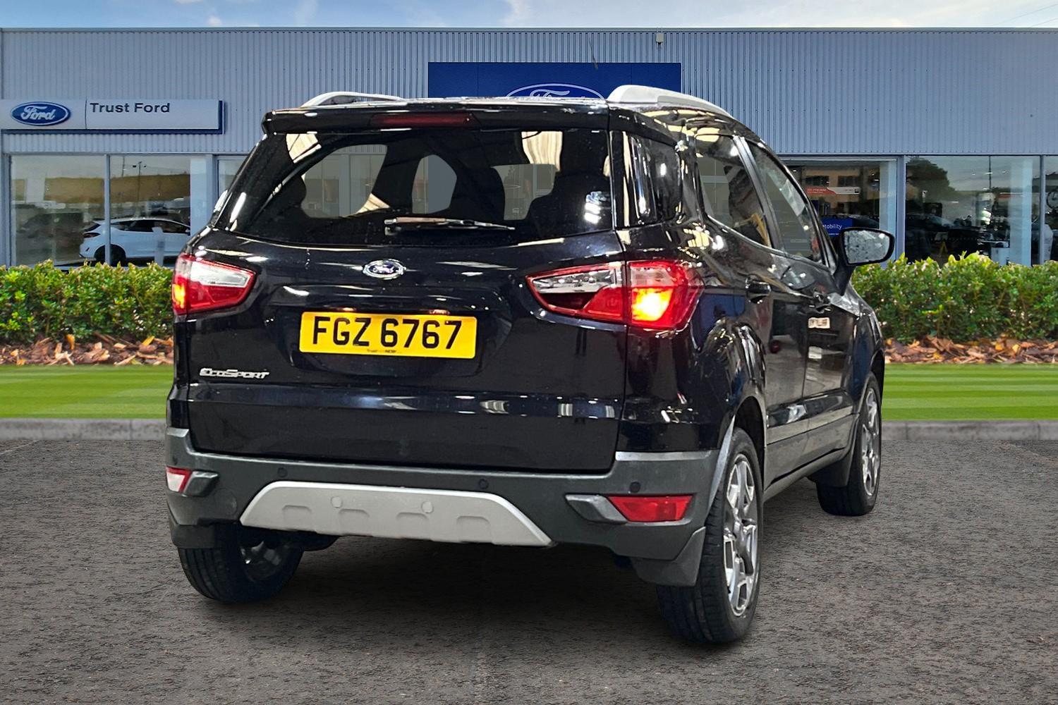 Ford ECOSPORT Photo 3