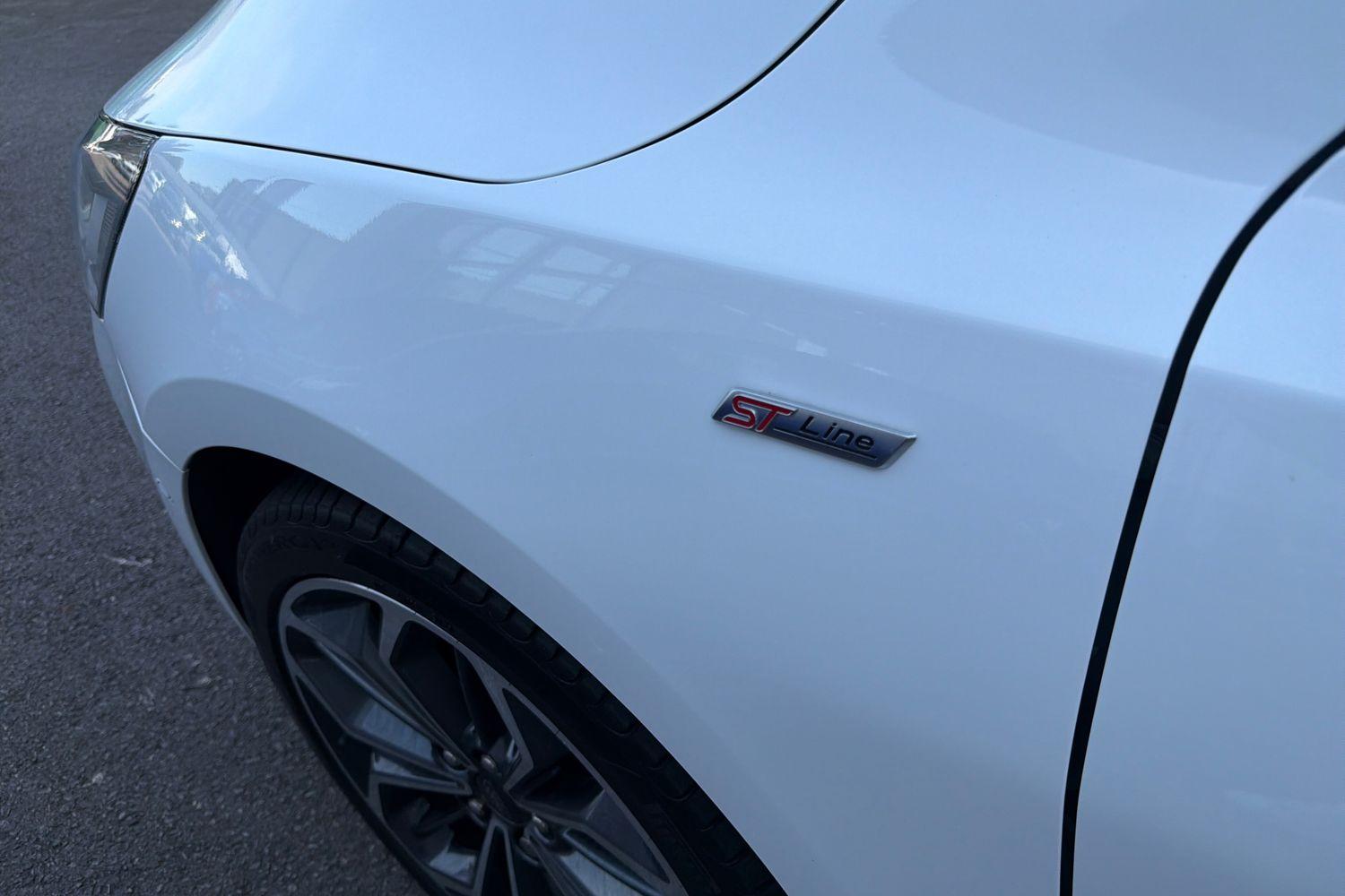 Ford FOCUS Photo 37