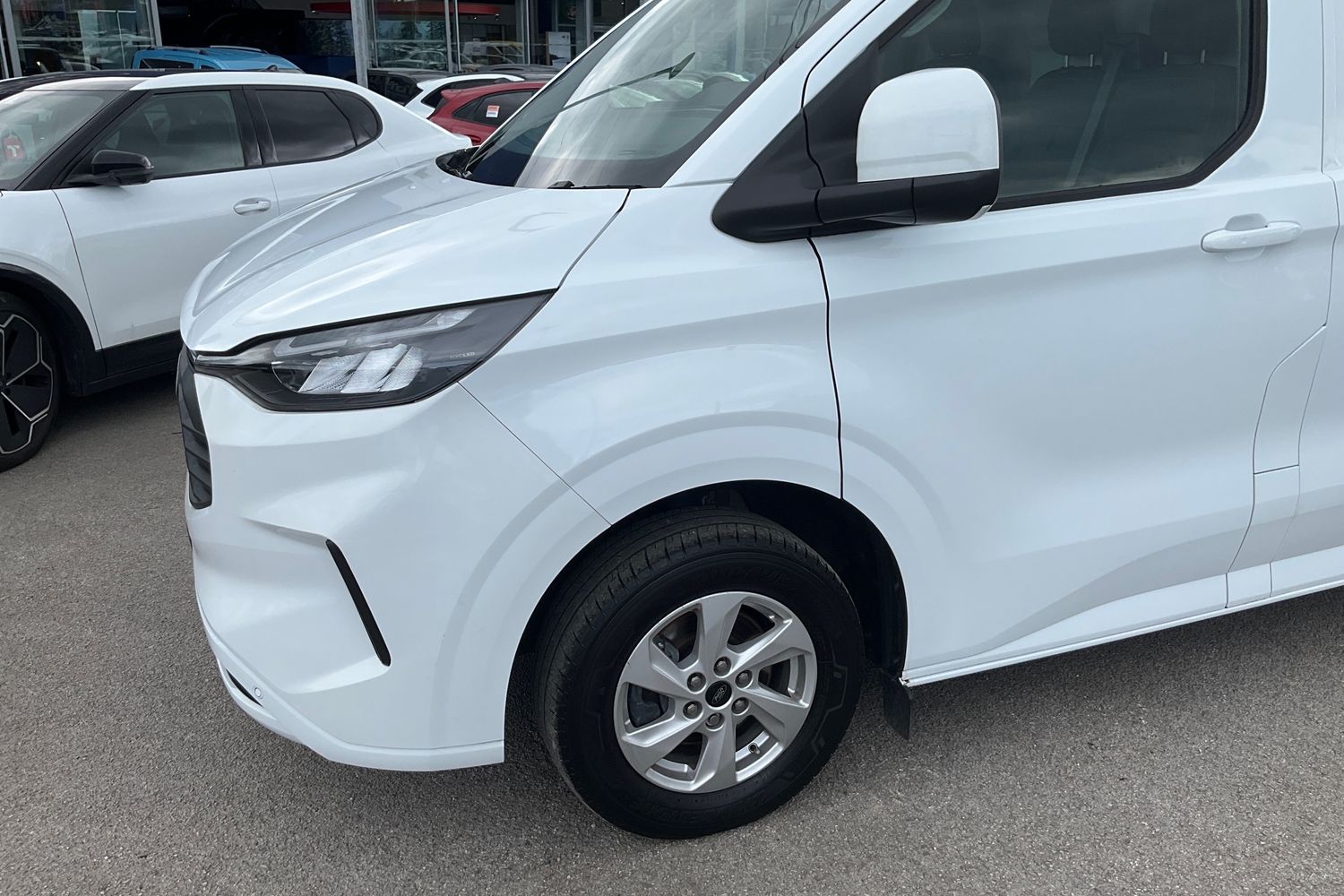 Ford TRANSIT CUSTOM Photo 8