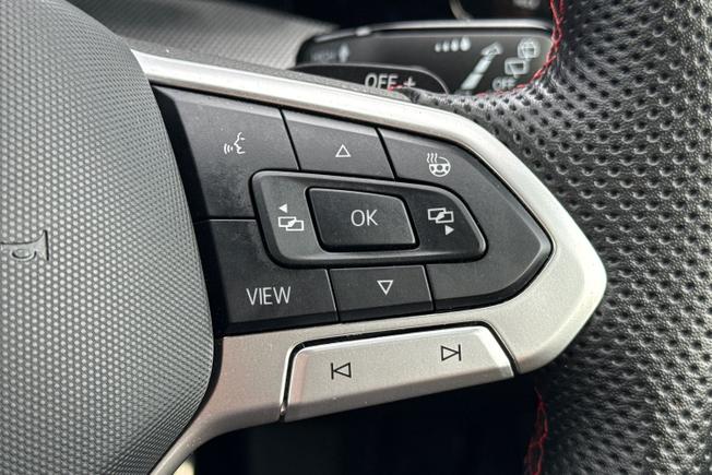 VOLKSWAGEN Golf Photo 17