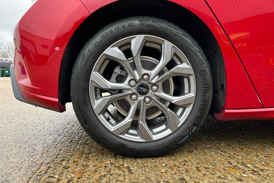 Ford Focus Photo autoimg-534738e3e925e23e0285113f4dda569c73ddb34b.jpg