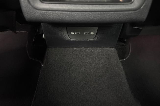 VOLKSWAGEN Golf Photo 30